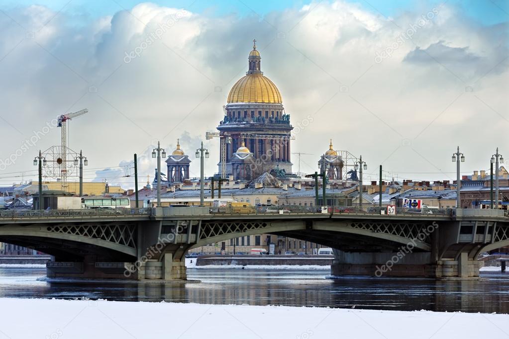 Blagoveshchensky bridge in St. Petersburg