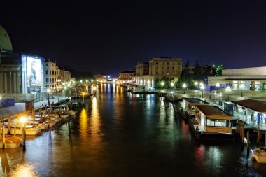 Geceleri Büyük Kanal, Venedik