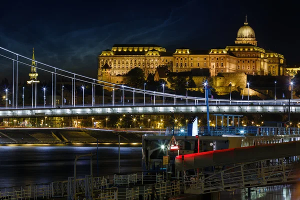 Buda château vue de nuit — Photo