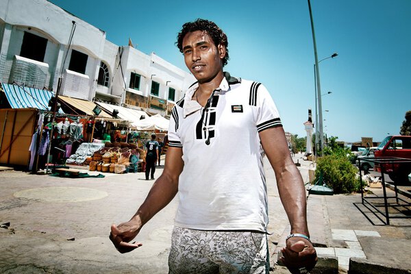 Торговцы на рынке Египта
