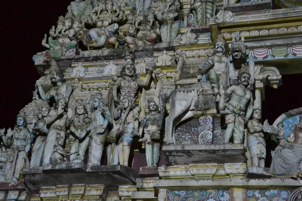 Figuras en la pared del templo —  Fotos de Stock