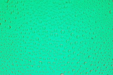 yeşil su damlaları