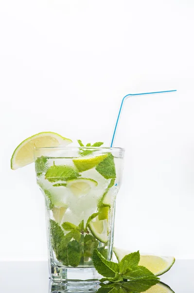 Taze mojito kokteyli — Stok fotoğraf