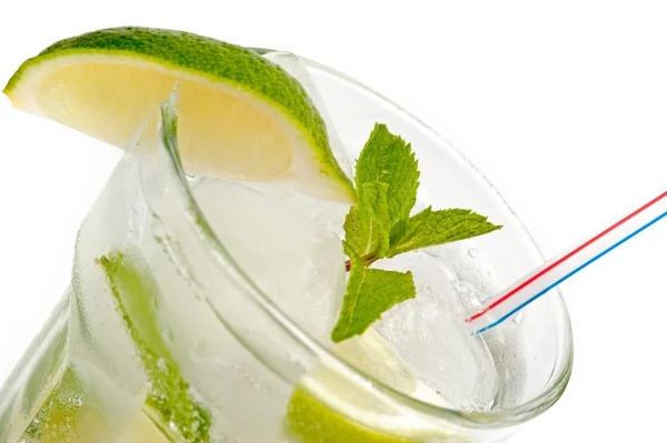 Färska mojito cocktail — Stockfoto