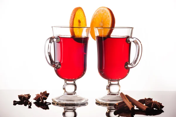 Mulled wine in two glasses — Zdjęcie stockowe