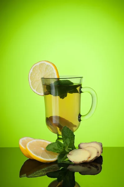 Tea with mint, ginger and lemon — Stock Photo, Image