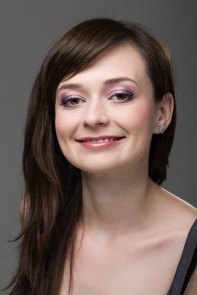 Friendly smiling young woman portrait — Stock Photo, Image