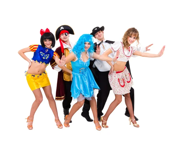 Dancers in carnival costumes posing — Stock Photo, Image