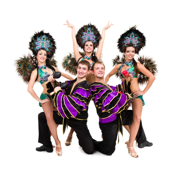 Tänzer in Karnevalskostümen posieren — Stockfoto