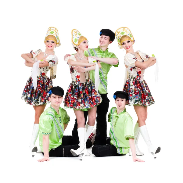 Táncos csapat visel egy ukrán népviselet — Stock Fotó