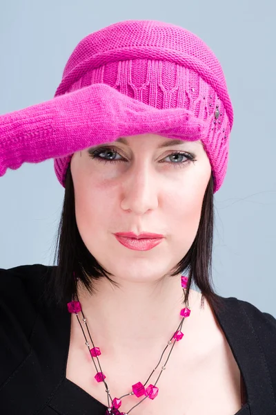 Woman in knit wool hat and mittens — Stock Photo, Image