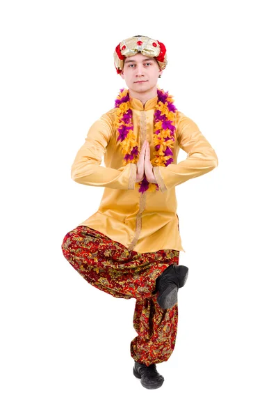 Mann macht Yoga-Übungen — Stockfoto