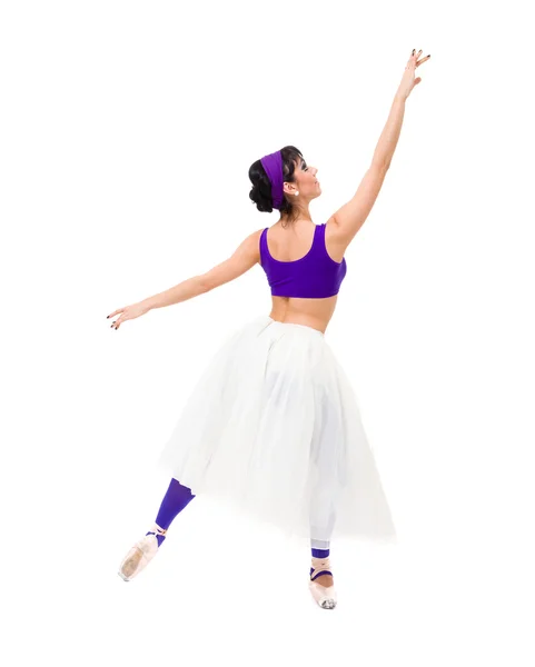 Longitud completa de la joven bailarina posando — Foto de Stock