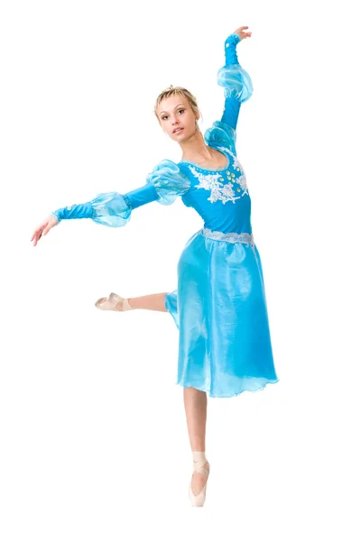Comprimento total de bailarina jovem posando — Fotografia de Stock