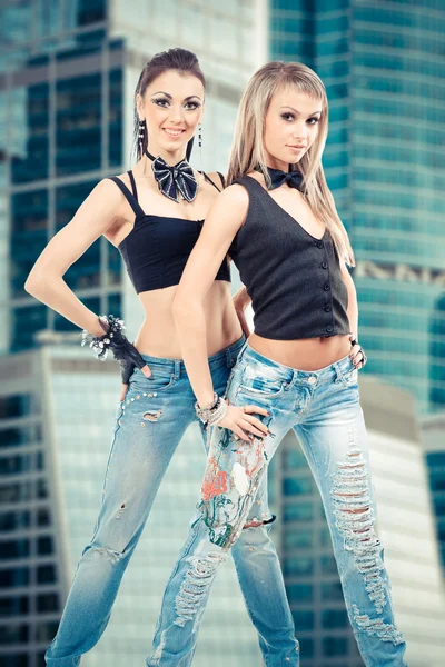 Two sexy girls in jeans — Stock Photo, Image