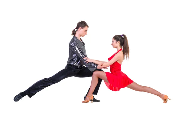 Latino dansers poseren. geïsoleerd. — Stockfoto