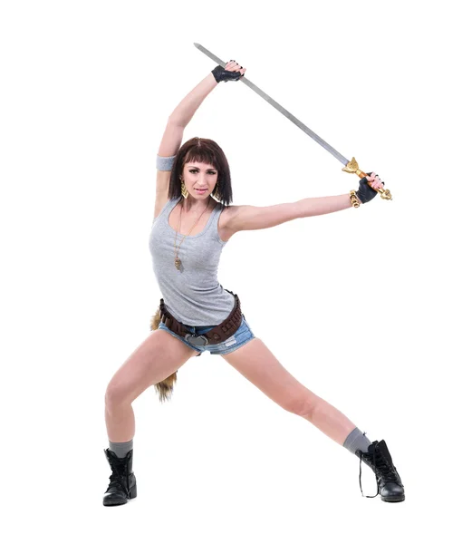 Joven guerrera sosteniendo espada — Foto de Stock