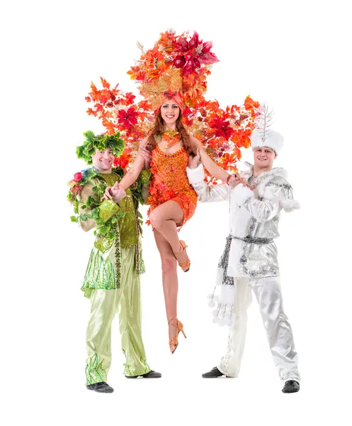 Carnaval dansers dansen tegen geïsoleerde Wit — Stockfoto