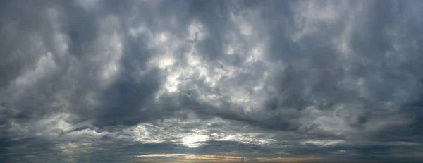 Fantastic soft thunderclouds, sky panorama — Stock Photo, Image