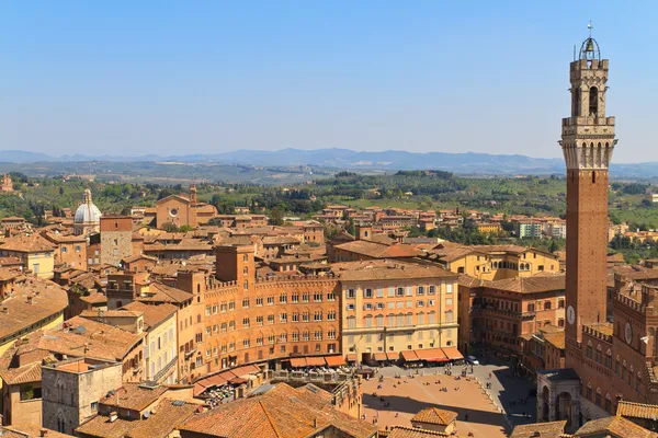 Piazza del Campo με Palazzo Pubblico, Σιένα, Ιταλία — Φωτογραφία Αρχείου