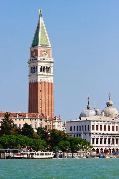 San marco ve campanile, Venedik, İtalya — Stok fotoğraf