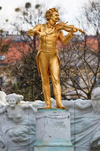 Johann strauss status, Wenen stadtpark, Oostenrijk — Stockfoto