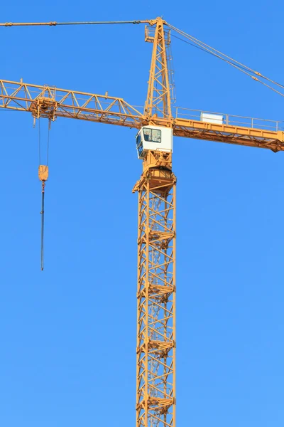 Crane with winch — Stock Photo, Image