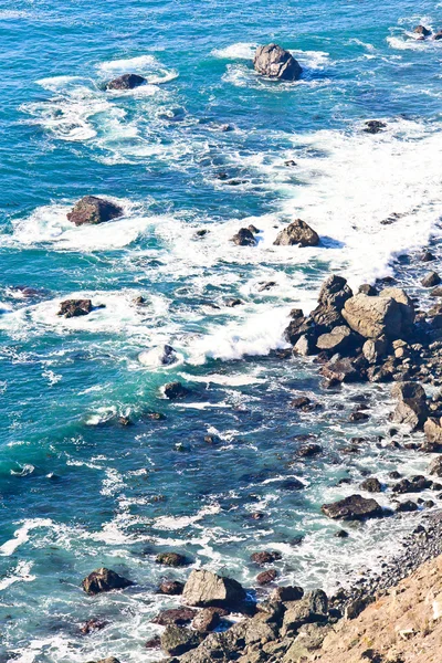 Kalifornijskiego wybrzeża w pobliżu san simeon — Zdjęcie stockowe