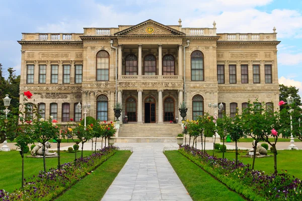 Dolmabahce palace vchod, istanbul, Turecko — Stock fotografie