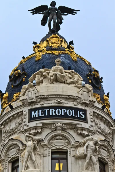 Madrid, spanien - metropolenbau — Stockfoto