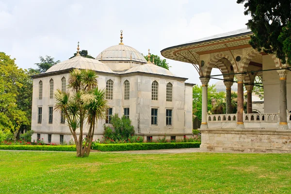 Palácio Topkapi de Istambul - Biblioteca do Sultão — Fotografia de Stock