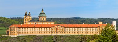 Melk panorama - ünlü Barok manastır (stift melk), Avusturya