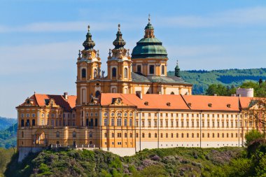 Melk - ünlü Barok manastır (stift melk), Avusturya