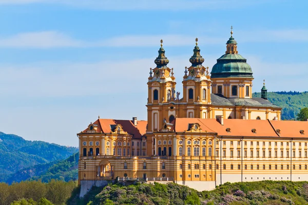 Melk - berömda barockklostret (stift melk), Österrike — Stockfoto