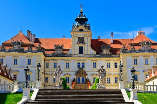 Valtice palácio, Património Mundial da Unesco, República Checa — Fotografia de Stock