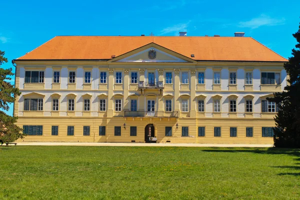 Valtice palace, Unesco World Heritage Site, Czech Republic — Stock Photo, Image