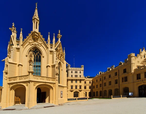 Lednice palace, unesco wereld erfgoed site, Tsjechië — Stockfoto