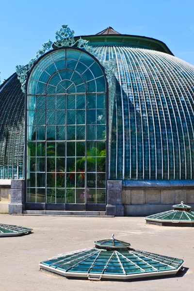 Casa de cristal del palacio Lednice, Patrimonio de la Humanidad de la Unesco — Foto de Stock