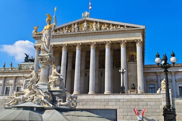 Viena - Edificio del Parlamento austriaco — Foto de Stock