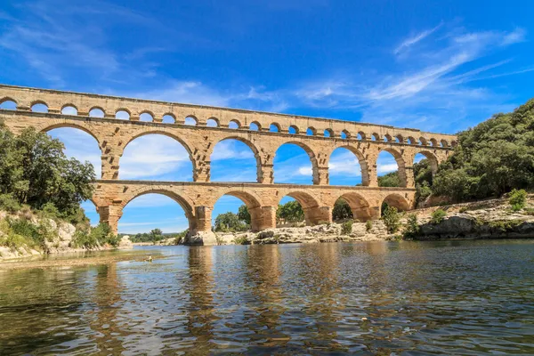 Pont du gard, Nîmes, provence, Frankrijk — Stockfoto