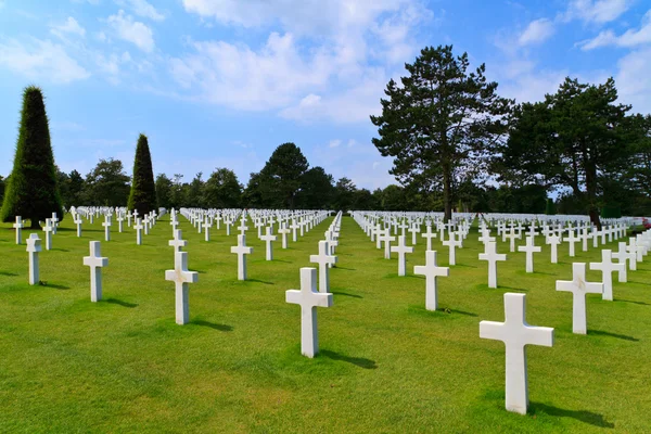 American War Cemetery near Omaha Beach, Normandy (Colleville-sur — Stock Photo, Image