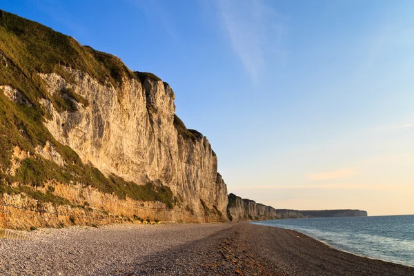 Kliffen in de buurt van etretat en fecamp, Normandië, Frankrijk — Stockfoto