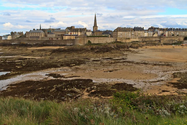 Wgląd miasta Saint malo, Francja — Zdjęcie stockowe