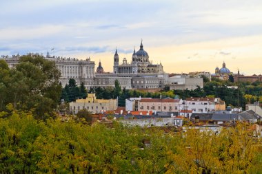 Almudena Katedrali, Madrid, İspanya