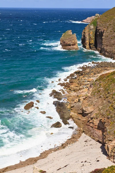 Franse Atlantische kust in de buurt van cap frehel — Stockfoto