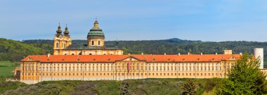 Melk panorama - ünlü Barok manastır (stift melk), Avusturya