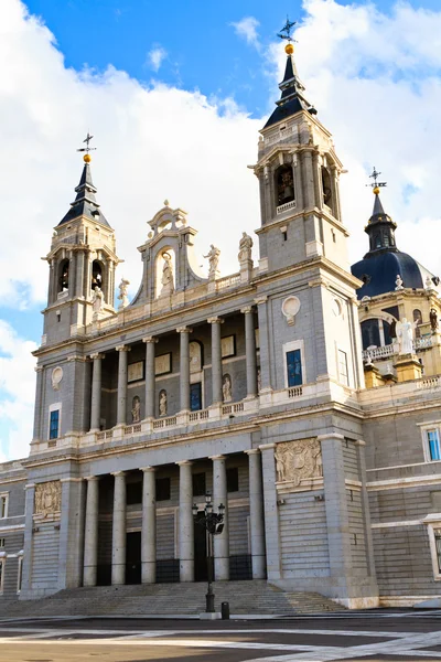 Catedral de la Almudena, Madrid, España — Foto de Stock