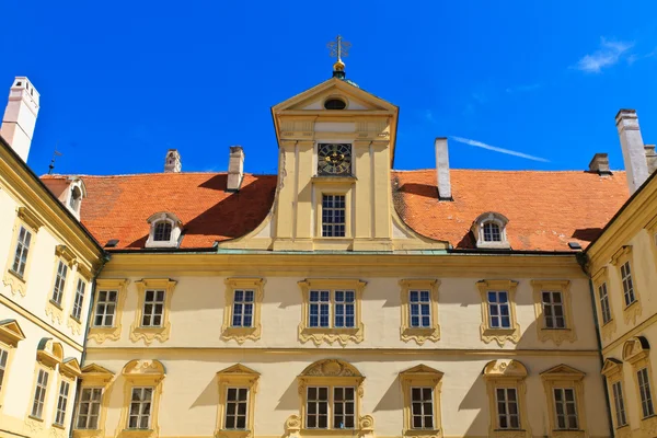 Valtice palace, unesco wereld erfgoed site, Tsjechië — Stockfoto