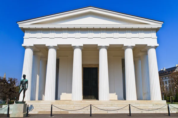 Vienne - Temple de Thésée — Photo