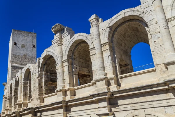 Římský amfiteátr. amfiteátr v arles, provence, Francie. — Stock fotografie